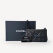 Chanel 細號黑色鏈帶垂蓋手袋