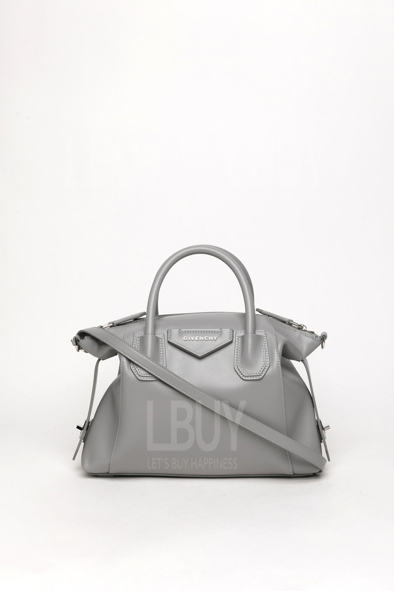 Small Antigona Soft Bag In Smooth Leather 斜揹袋/手提袋