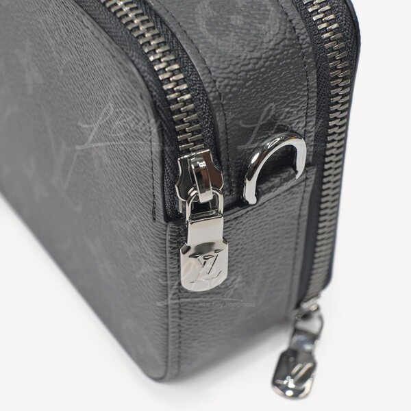 Louis Vuitton MONOGRAM Alpha Wearable Wallet (M81260)