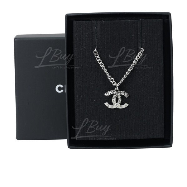 Chanel hot sale mens necklace