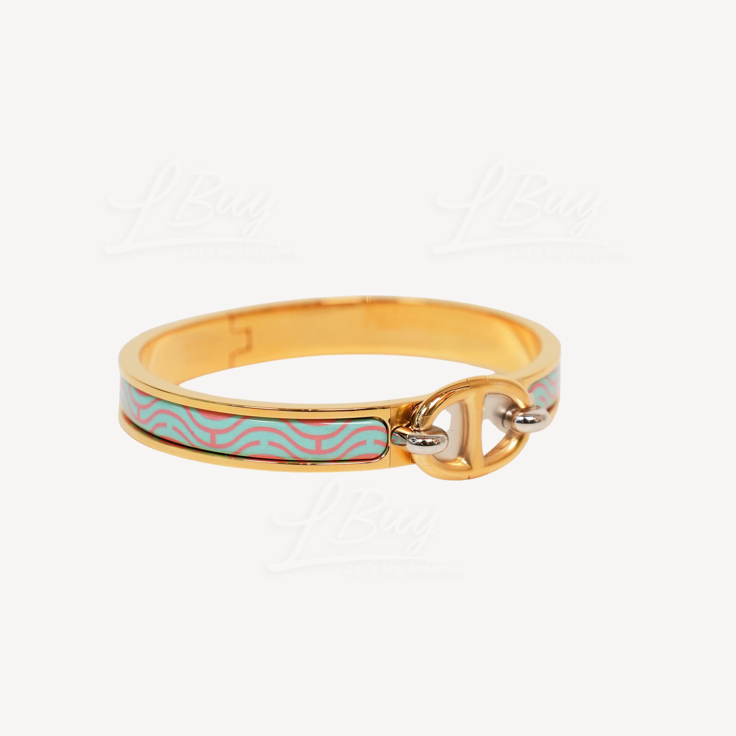 Shop Louis Vuitton Fall In Love Bracelet (M00466) by JOY＋