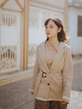 Textured Belt Blazer 