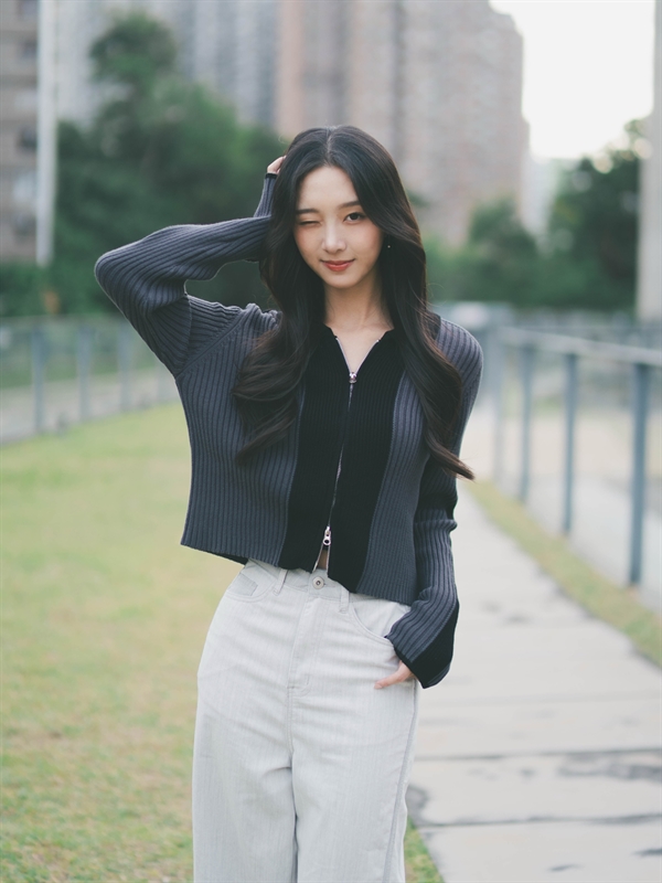 Color Block Zip Up Cardigan 