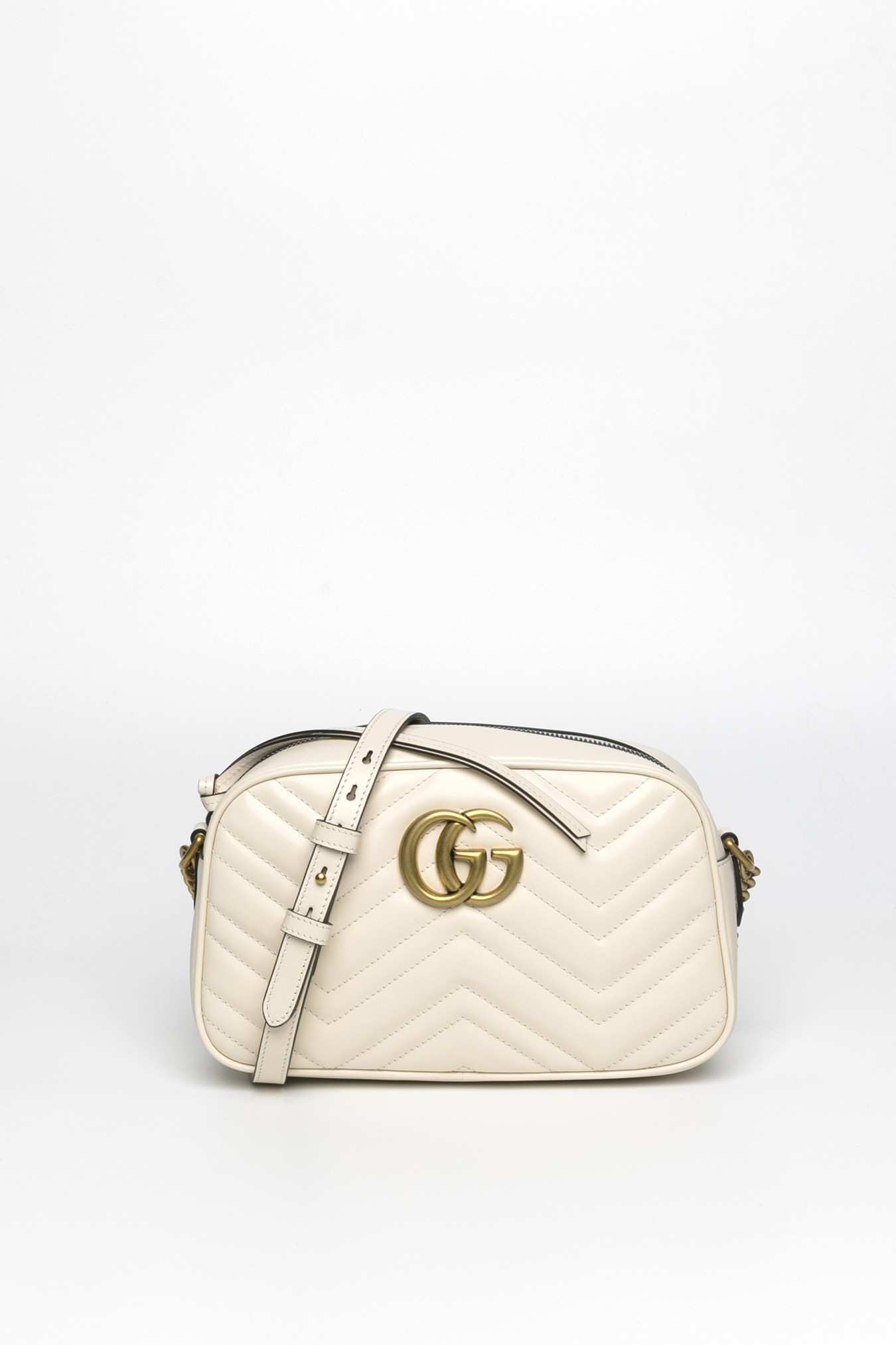 GG Marmont small matelasse shoulder bag Shoulder bag/Crossbody bag