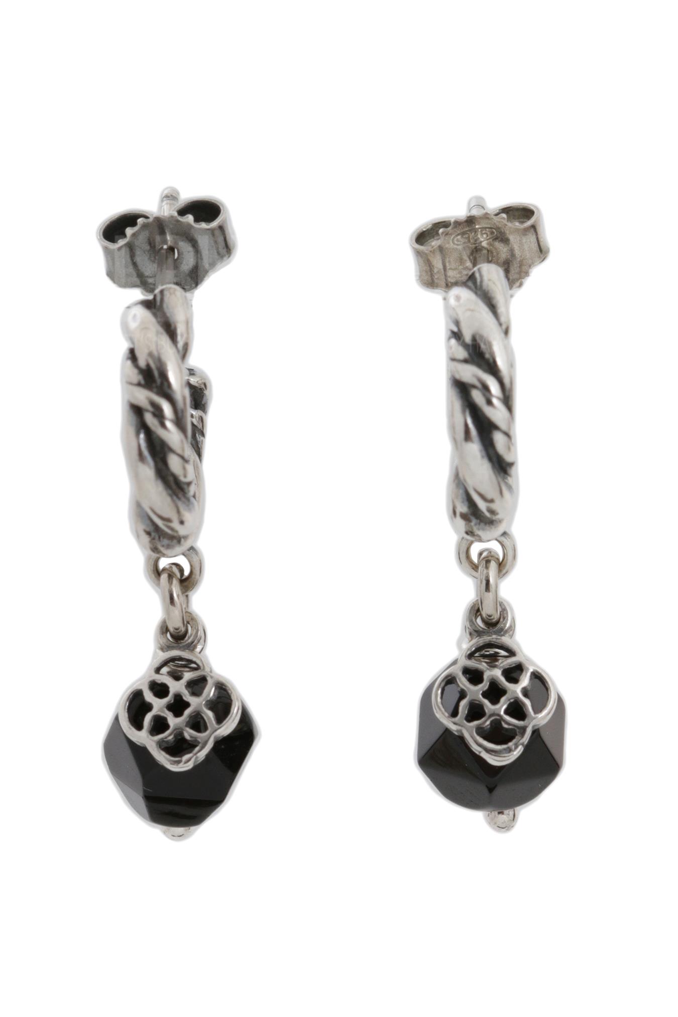 Drop/dangle earrings