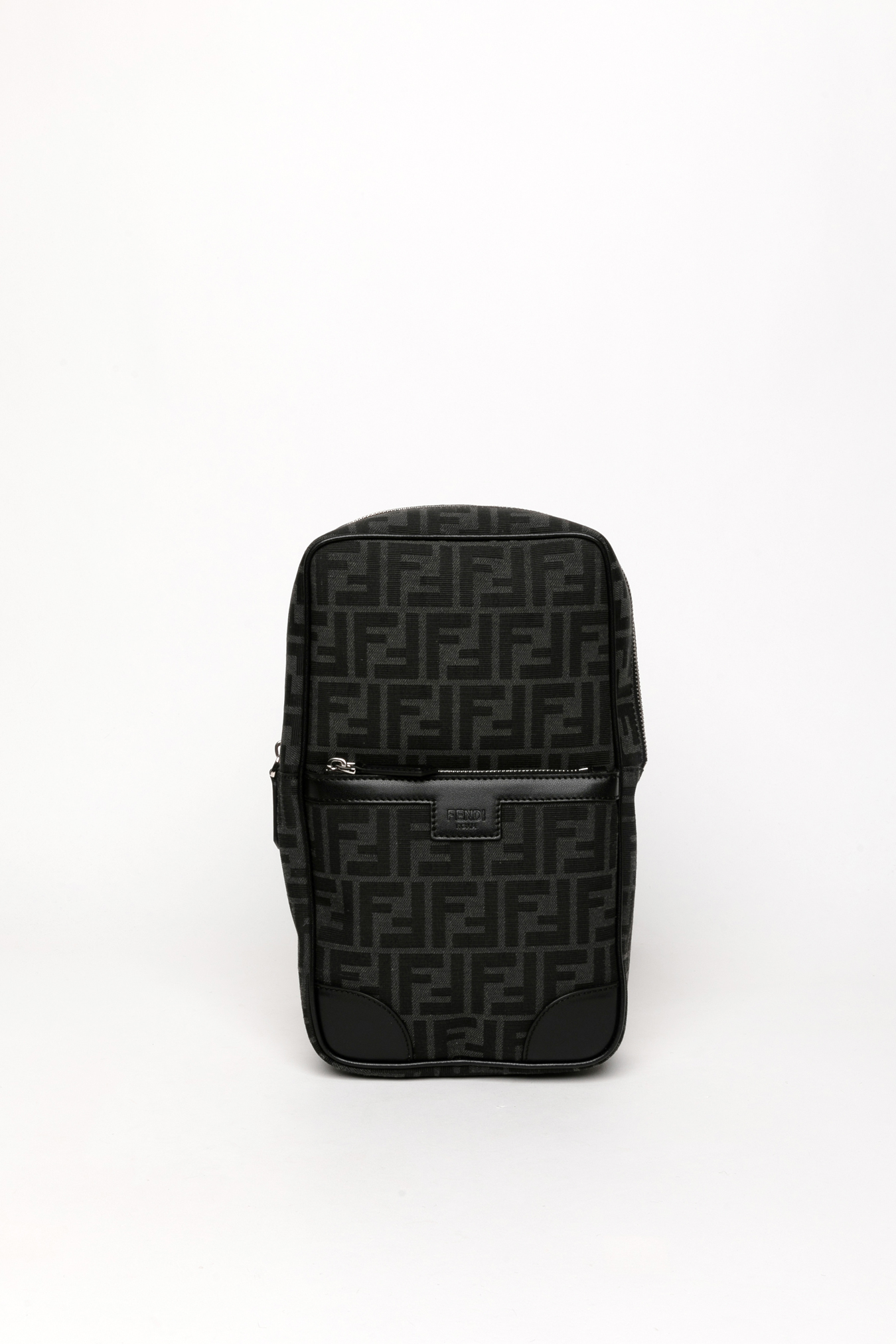 ONE-SHOULDER TRAVEL BACKPACK Sling bag
