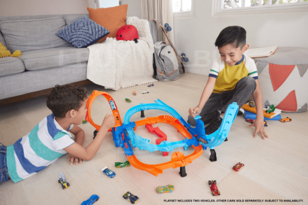 Hot Wheels-HXR71 Hot Wheels® Ultra Hots™ Blast Launch Face-Off