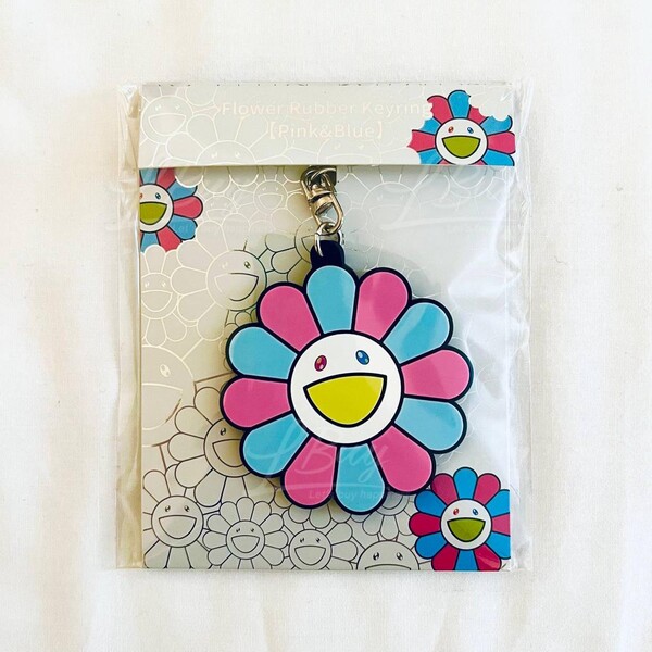 新着入荷の通販 村上隆-Flower Rubber Blue) & Pink (Clear Keyring キャラクターグッズ