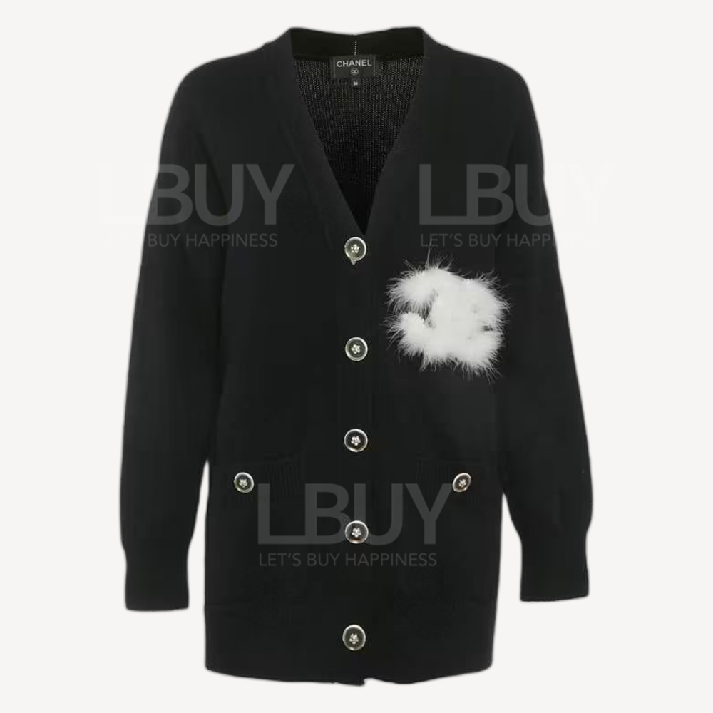 Chanel 毛毛CC Logo 长款黑色开襟全羊毛衫外套 P76116