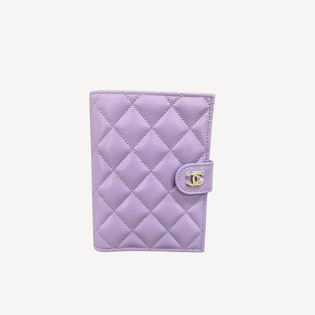 Chanel Light Purple Grained Calfskin Gold CC Logo Passport Universal Case AP3791